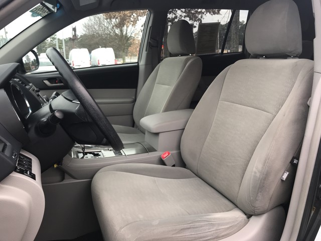 3rd Row Seat Toyota Highlander